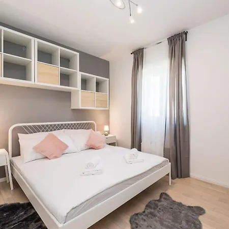 Villa Filed Hills Comfortable Poljica (Zadar)